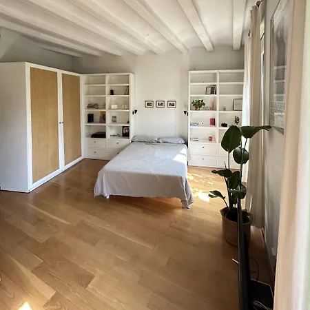 Loft Esquerra Eixample Apartman *